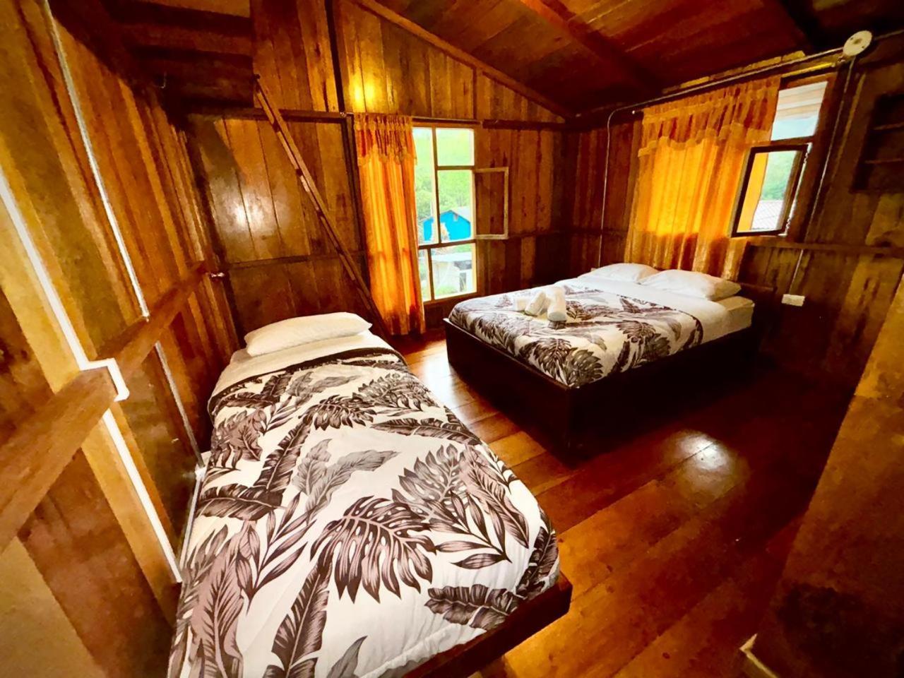 Hostal Vista Verde Mindo Eksteriør bilde